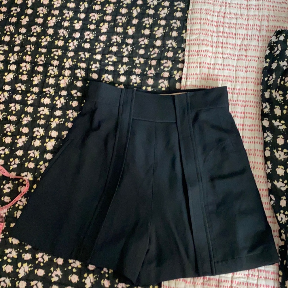 NWT Chloe black shorts